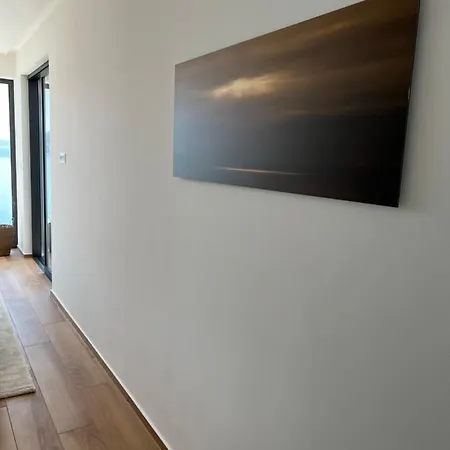 Luxury Sea View Penthouse 