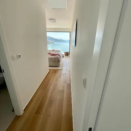 Luxury Sea View Penthouse 