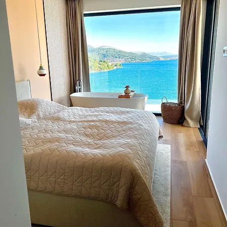 Luxury Sea View Penthouse 