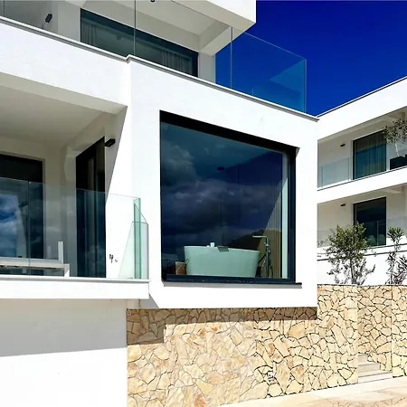 Luxury Sea View Penthouse 