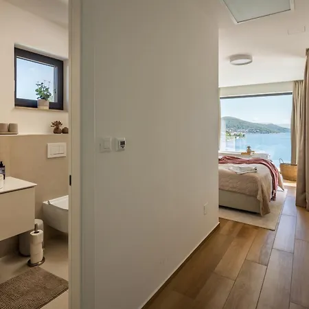 Luxury Sea View Penthouse 